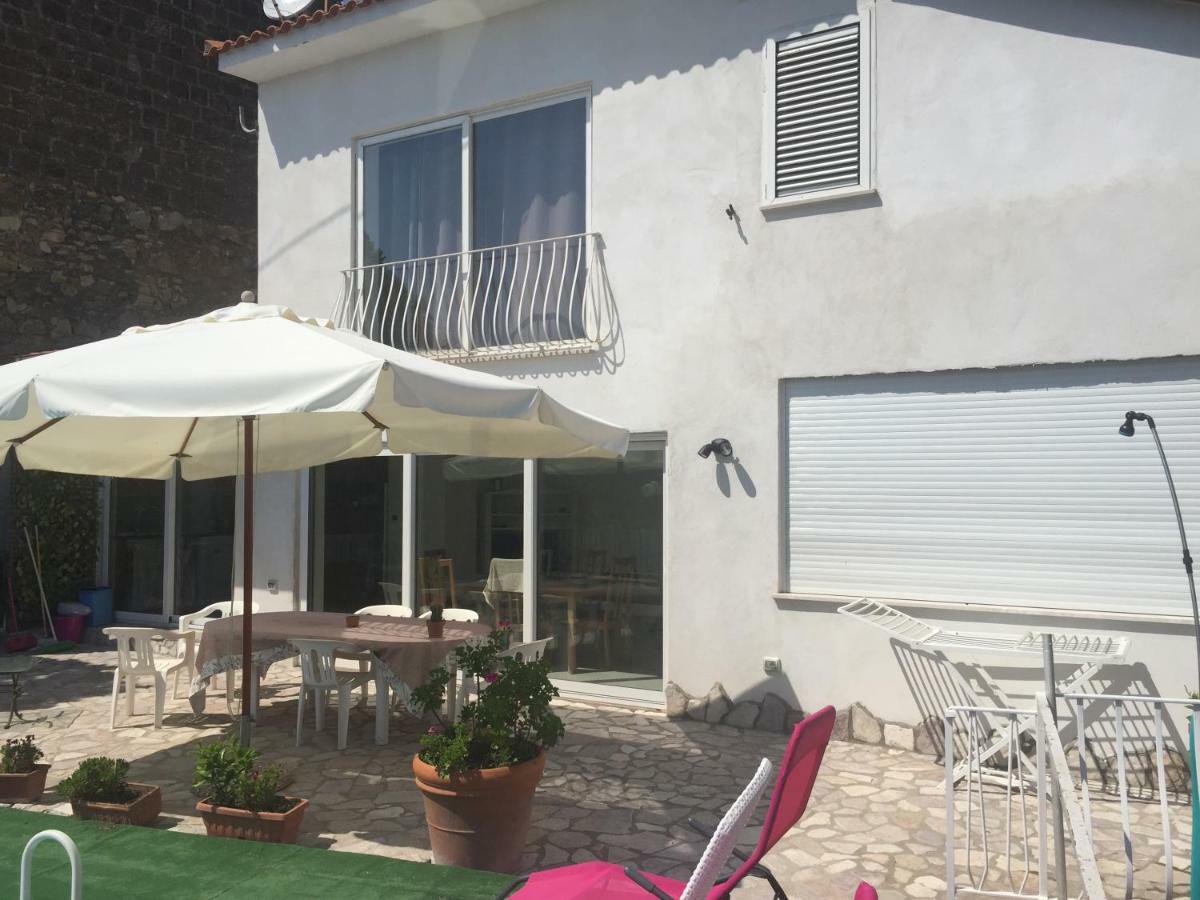 Villa Asia Holiday Home Сант-Агата-суи-Дуэ-Гольфи Экстерьер фото