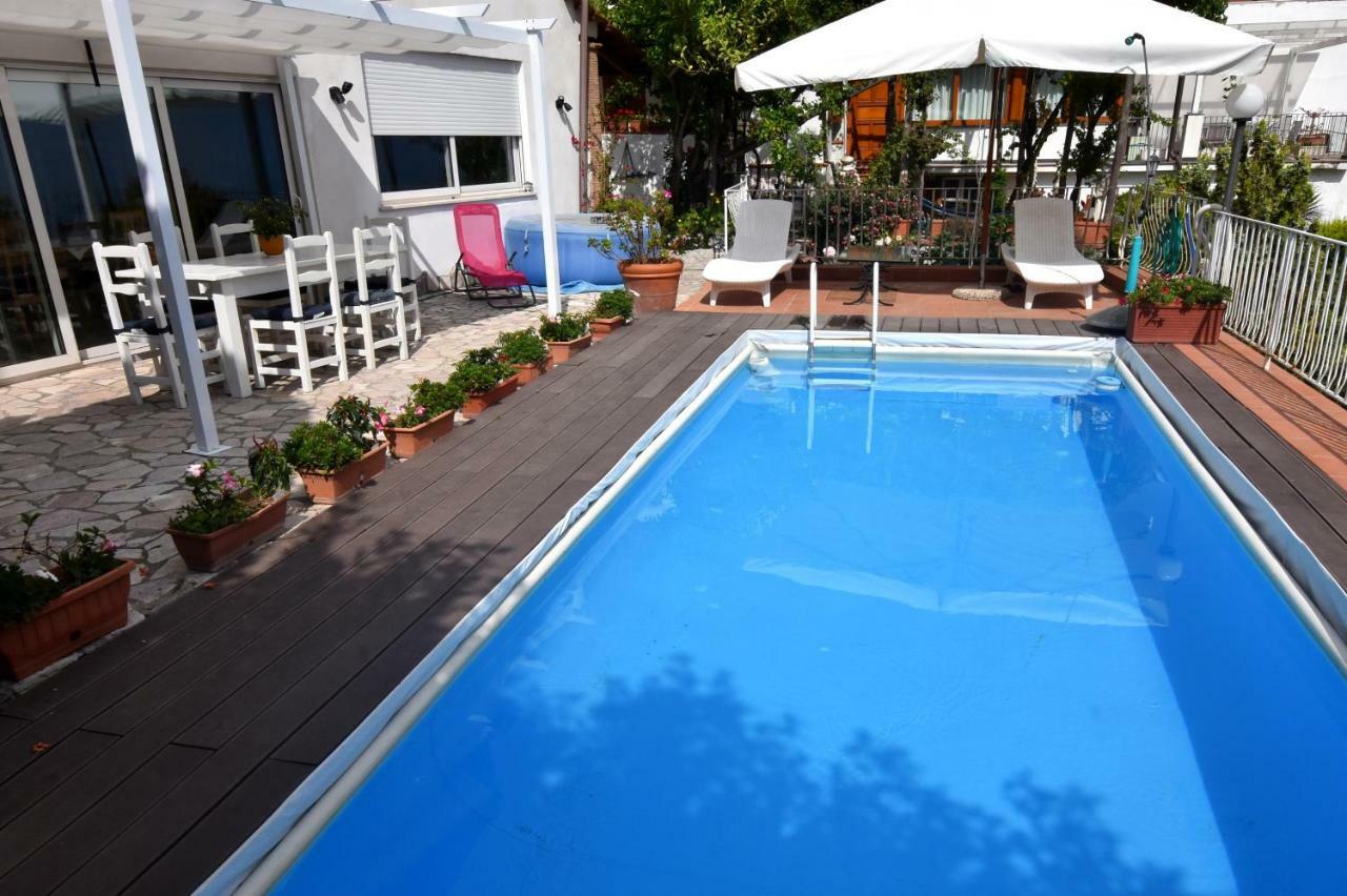 Villa Asia Holiday Home Сант-Агата-суи-Дуэ-Гольфи Экстерьер фото